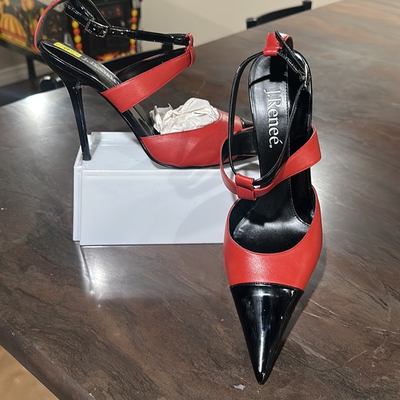 J. Rene shoes - Picture 2 of 10